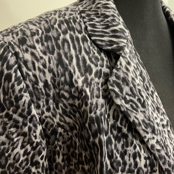✅SALE ✅ Capture European Leopard Jacket - Picture 7 of 11